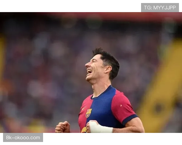 西甲双雄争霸持续，巴萨皇马积分紧咬互施压力